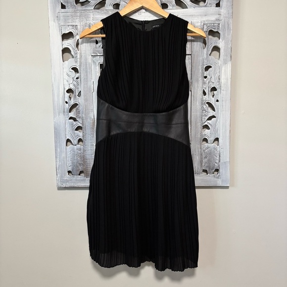 Karen Millen Black Pleated Faux Leather Waist Fit Flare High Neck Mini Dress - Picture 1 of 9